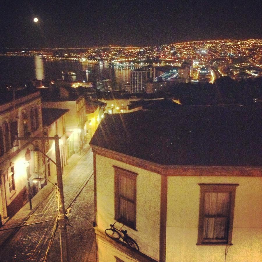 Hostel Planeta Lindo Valparaíso Exterior foto